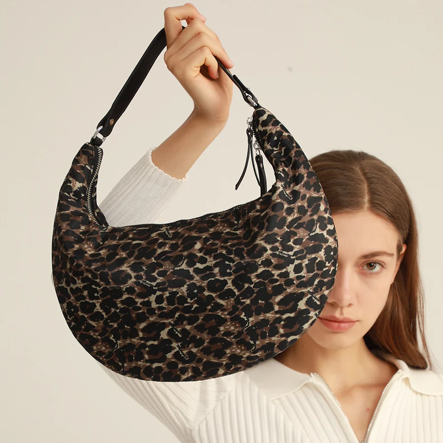 Down Underarm Women\'s Leopard Print Candy Color Crescent Air Cushion Autumn And Winter New Single Shoulder Fast Bag