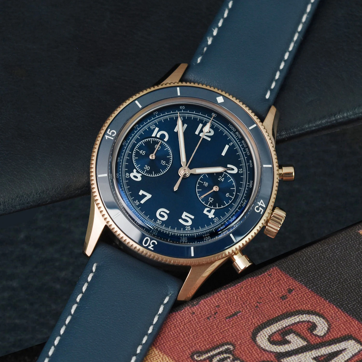 Hruodland Luxury Fashion Classic Men's Quartz Chronograph Watch 40MM VK64 Sapphire Glass Rose Gloden Dress Wrsiwatches for Men