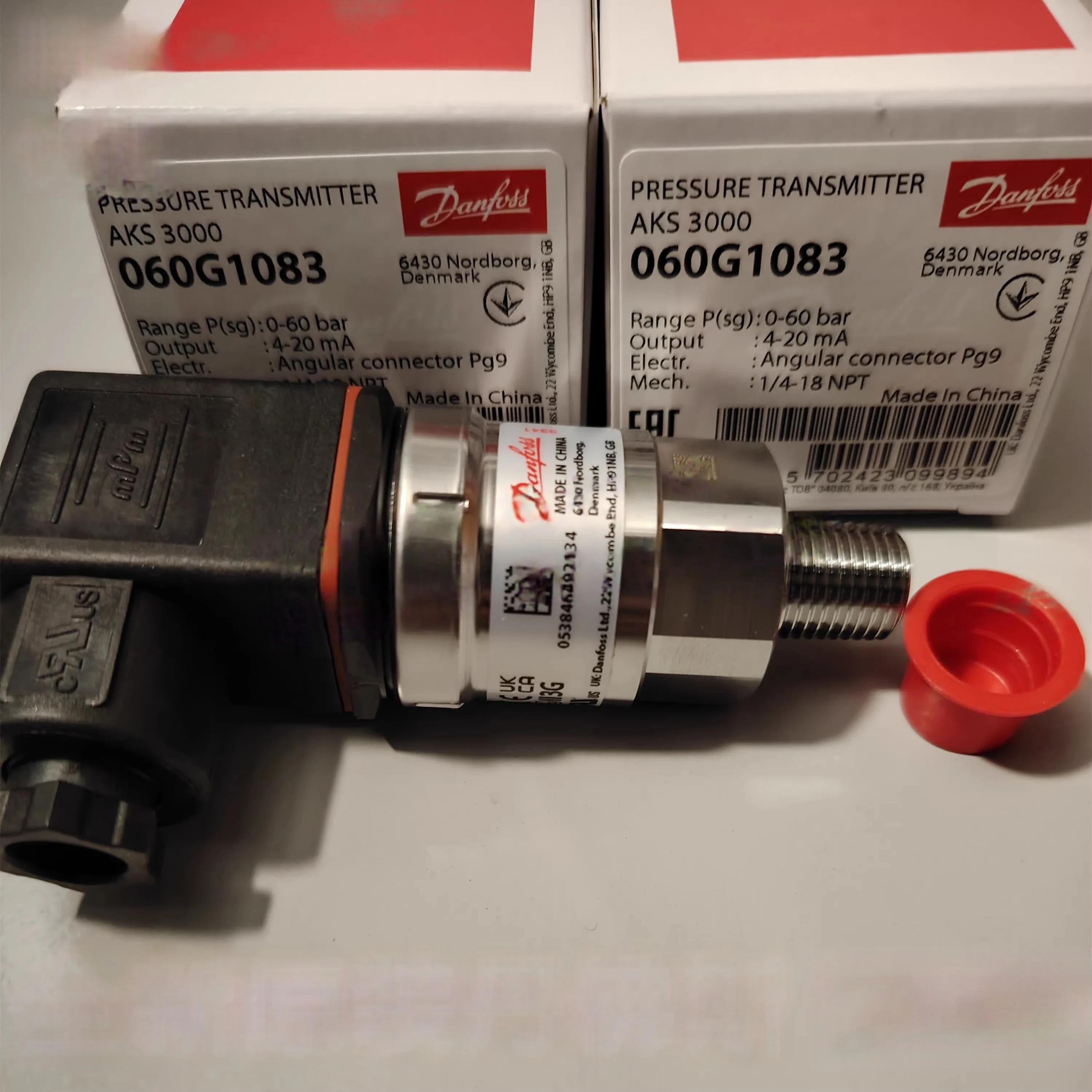 New Danfoss AKS3000 pressure sensor (060G1081)  (060G1083)  (060G1321)  (060G1323)  (060G1325)  (060G1327)  (060G1328)  060G1608