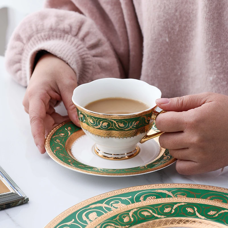 British Afternoon Tea Coffee Cup and Saucer Set Household Western Food Inventory Heart Plate Tea Cup and Saucer European Mug