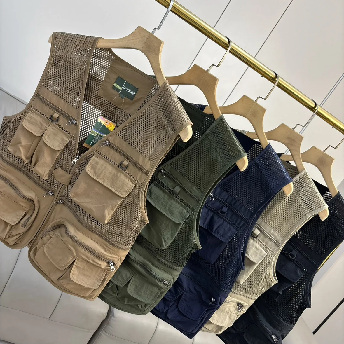 

Men's Breathable Outdoor Climbing Fiing Workwear Vest Multifunctional Tactical ket Airy Me Faion Urban Sle V-Ne ...