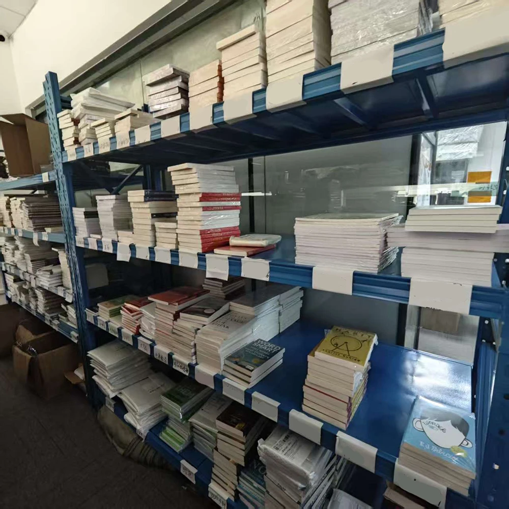 

Книжный сюрприз: неожиданные чтения и скрытые книжные сокровища