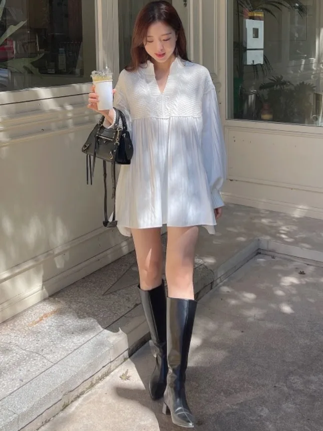 Elegancka bluzka damska w stylu vintage z dekoltem w serek, dzianinowa, luźna, z bufiastymi rękawami, modny jesienny strój, uniwersalna bluzka codzienna.