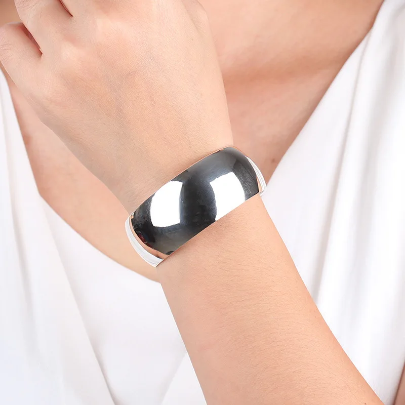 تعويذة بسيطة لامعة 925 الفضة سوار المرأة العرقية نمط موضة سوار واسع مفتوح مكدسة المجوهرات