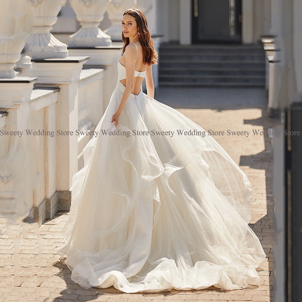 Sexy Spaghetti-trägern Brautkleid V-ausschnitt EINE Linie Braut Kleider Rüschen Tüll Sweep Zug Backless Hochzeit Kleid Robe De mariage