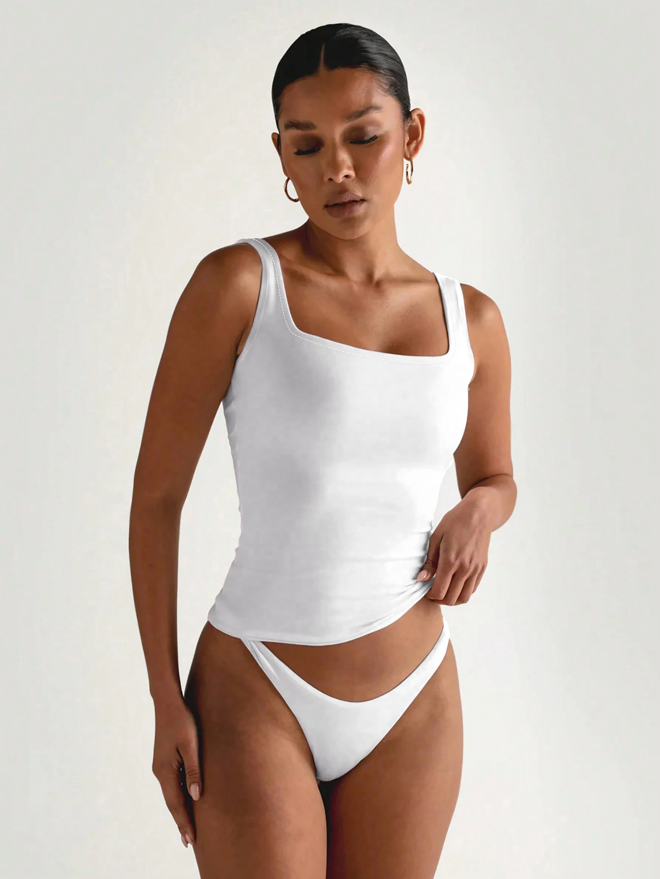 أنماط جديدة للصيف والخريف والشتاء من البلوزات غير الرسمية المتطابقة مع الألوان الصلبة مكونة من ثلاث قطع