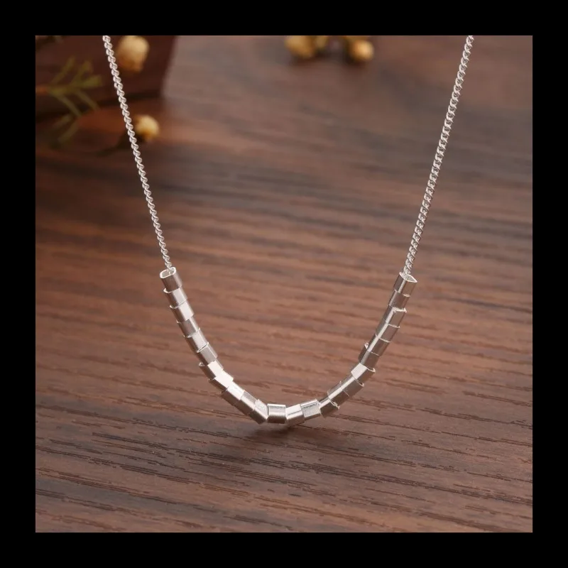 

Корейская версия INS Интернет-знаменитости, простой темперамент, геометрическое квадратное ожерелье, легкое роскошное ожерелье с посеребренным покрытием s925