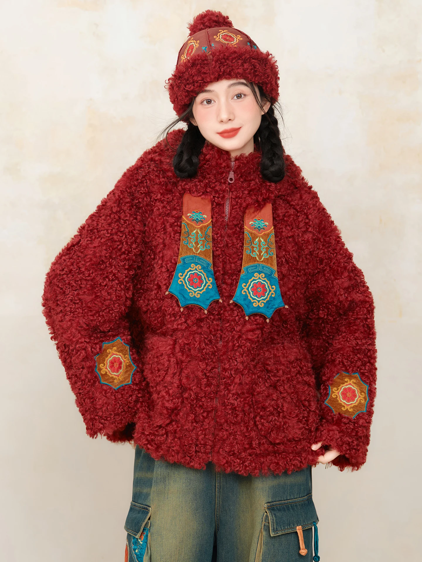 

Suluo Winter Original Ethnic Sle Embroidered Faux eep Curly Hair Hooded Jaet Polyester Fiber Long Sve Loose Fit