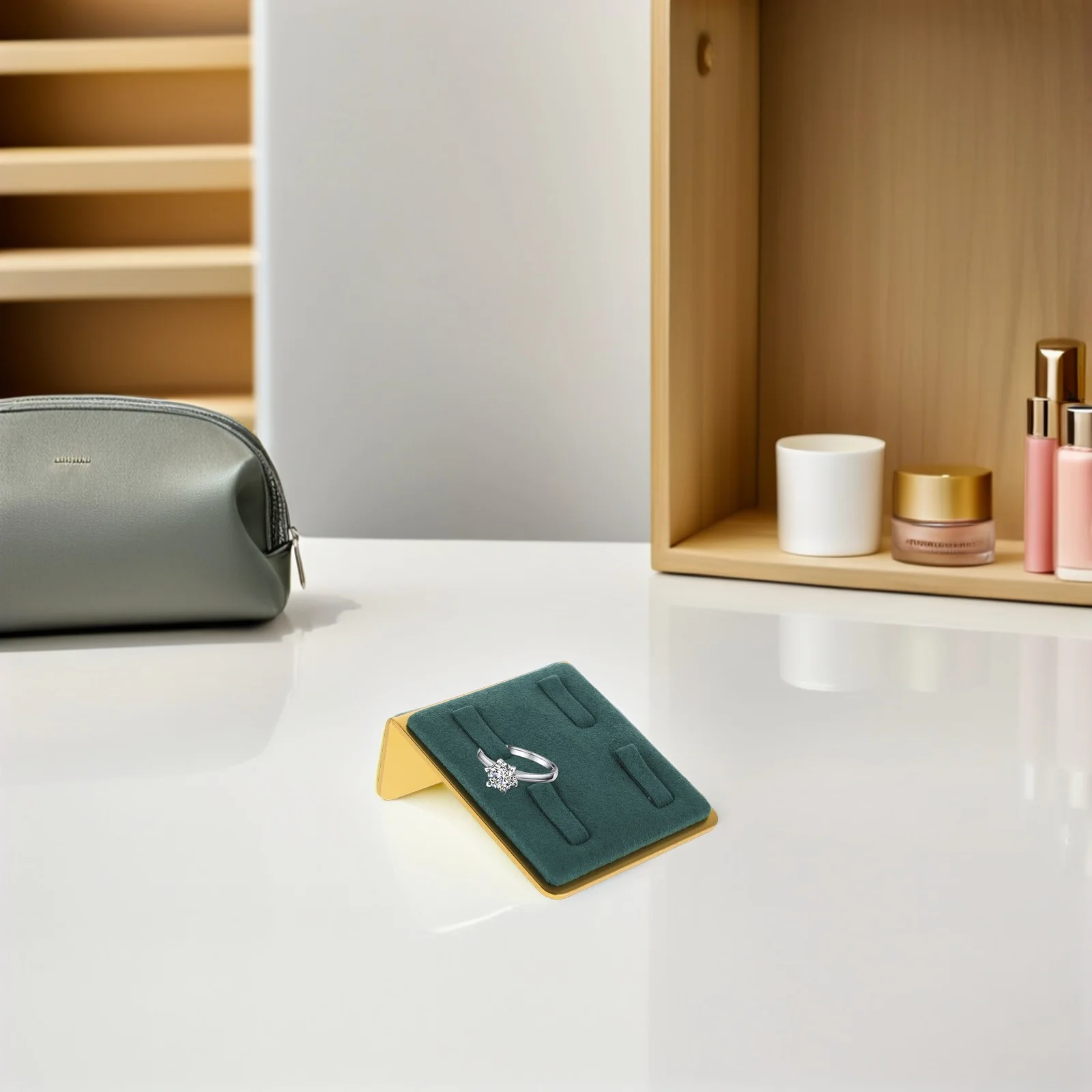 

Металлическое кольцо Дисплей 4-слотовый лоток для ювелирных изделий Витрина Реквизит для фотографий Элегантный безопасный держатель для сережек Магазины Зеленые ювелирные изделия