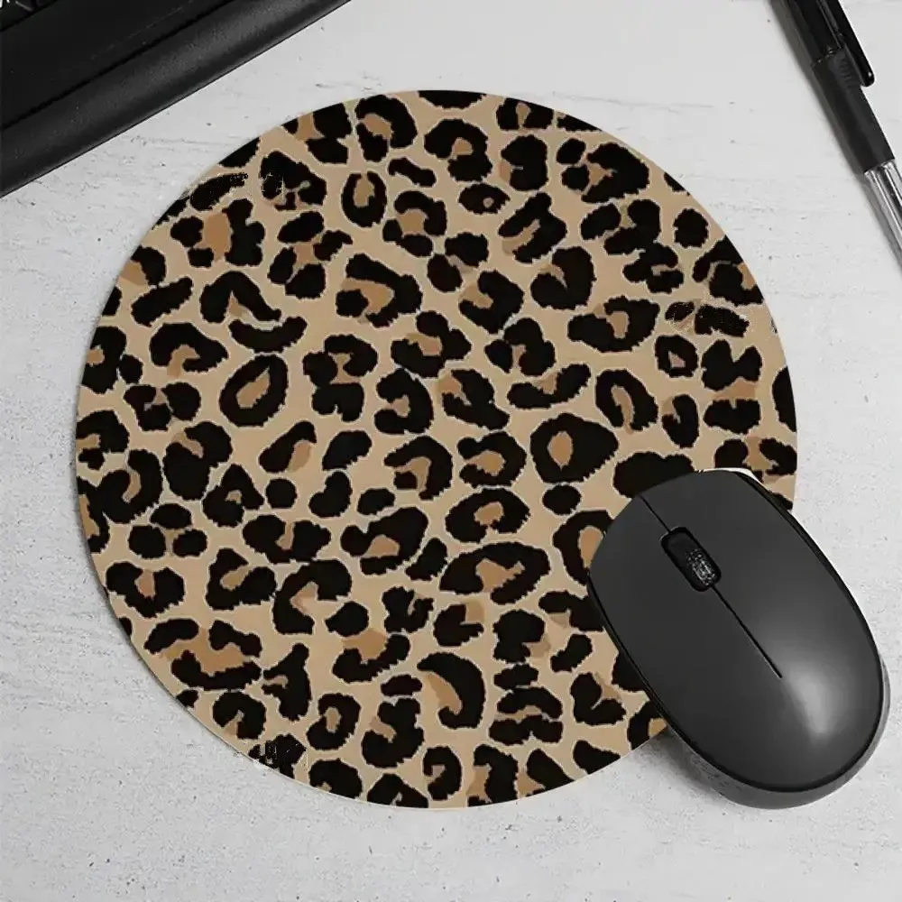 Leopard print pattern Mouse Pad Round Non-Slip Rubber Computer Desk Mat Accessories Office Mouse Mat Playmat Rug Desk pad
