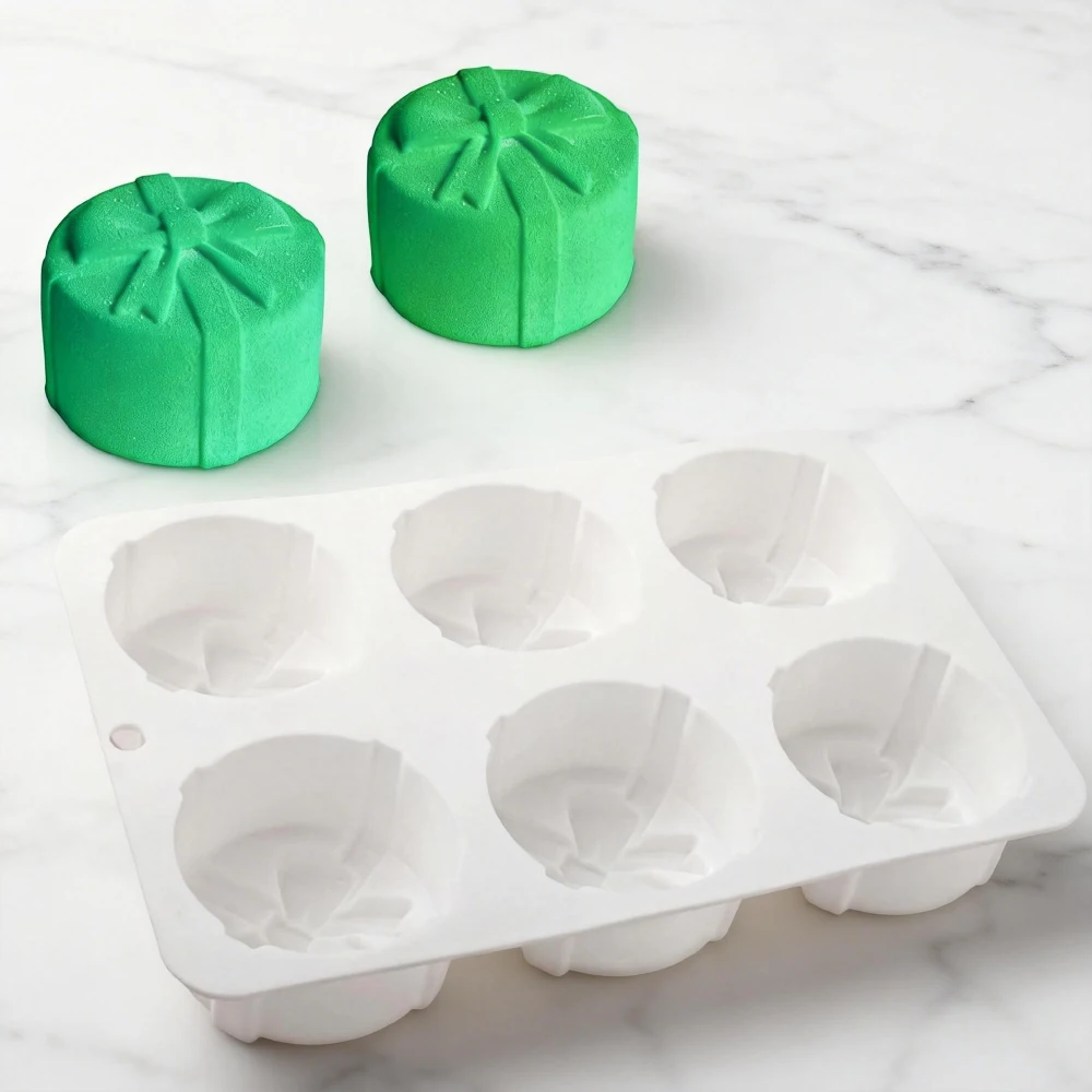 6 or 15-Cell Cylindrical Gift Box Design Silicone Chocolate Mold Christmas Cake Mould Food Grade Kitchen Dessert Baking Tools