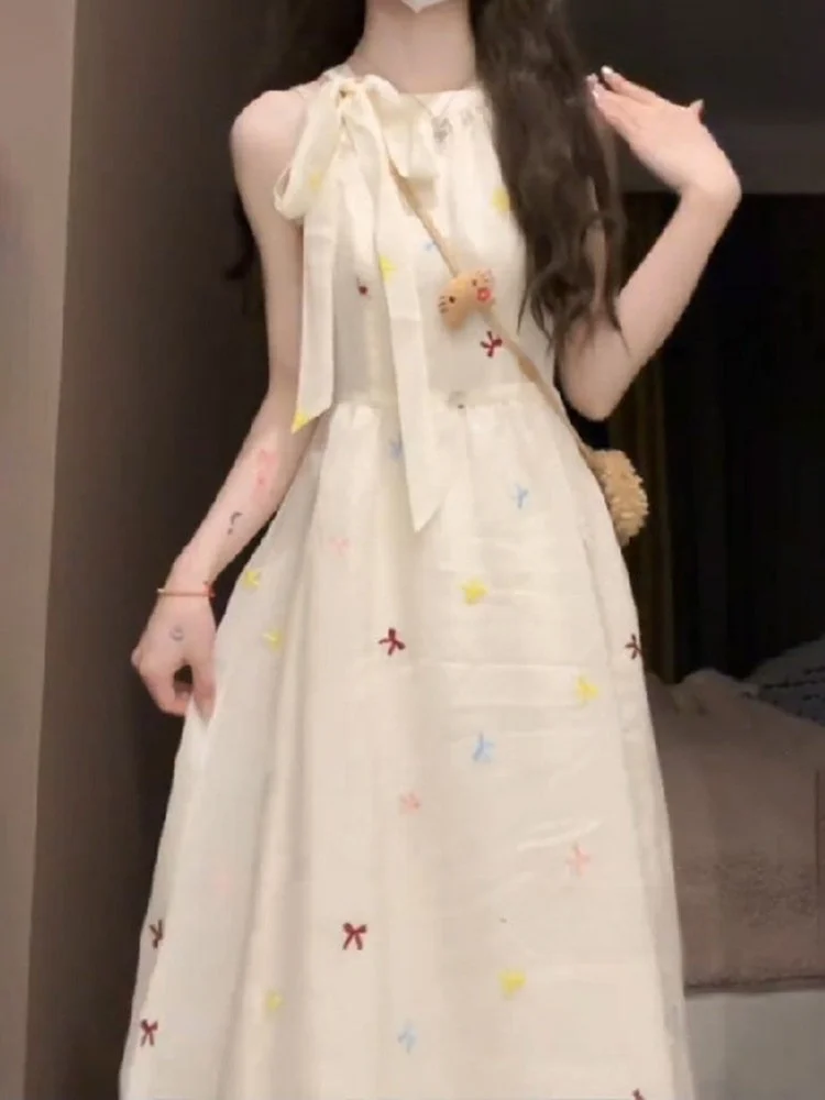 

Белое летнее платье с цветочным принтом для женщин, с поясом, длинное, повседневное, с завышенной талией, А-силуэт, юбка-макси