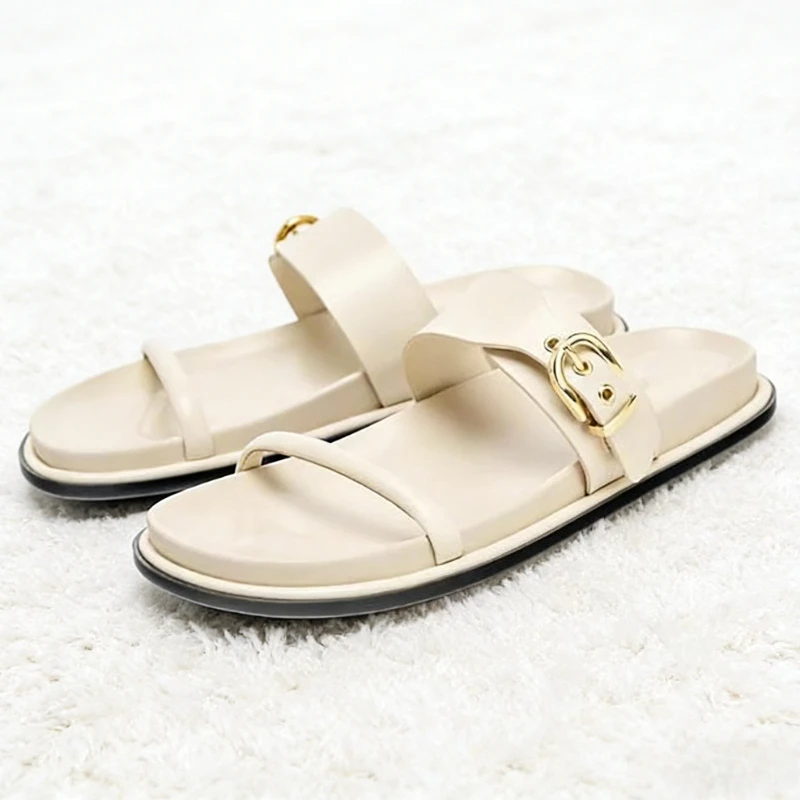 

Женские модные сандалии на плоской подошве с металлической пряжкой, на платформе, летние, уютные, с мягкой подошвой, пляжные туфли