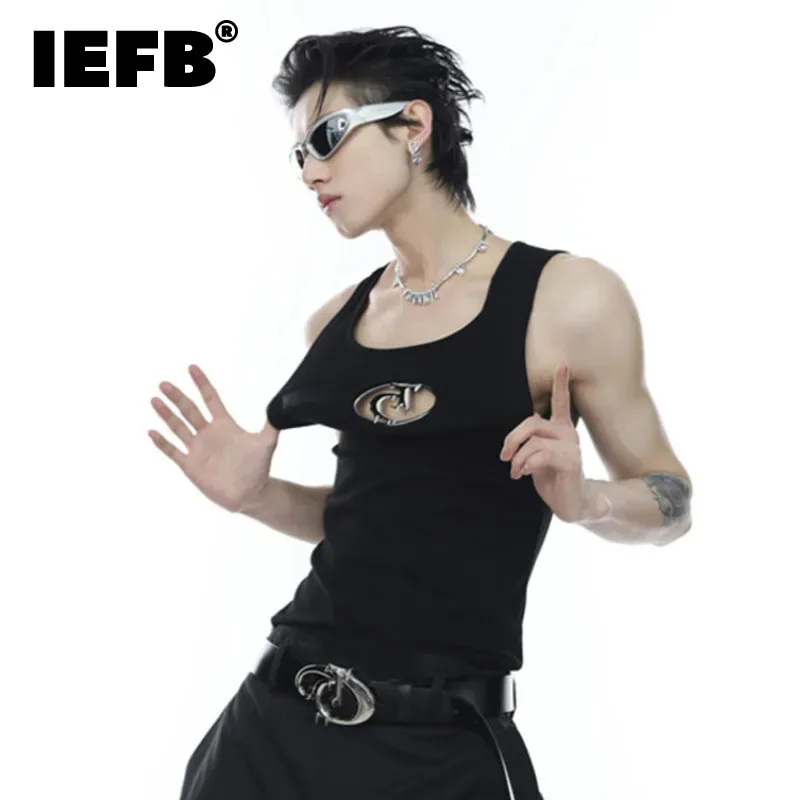 IEFB Summer Metal Hollow Out Men's Vests Solid Color Sleeveless Tank Tops Spring American Style New Chic Men Wear Tees 9A8385