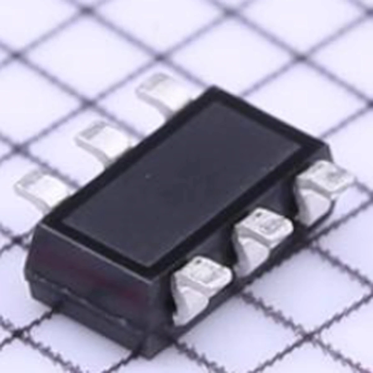 20PCS 원래 마킹 L2s IC LED 드라이버 선형 65MA SC-74-6 BCR402UE6327HTA1 1.2V ~ 40V 1 채널 선형 정전류 드라이브