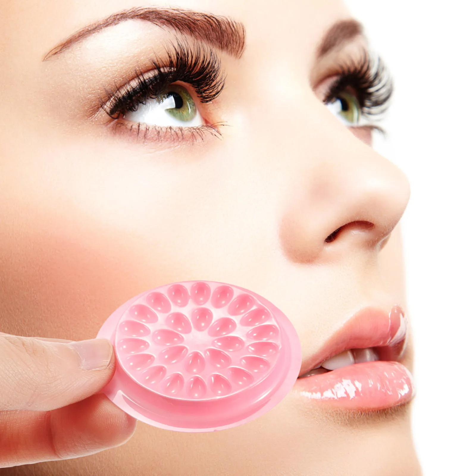 

100Pcs Eyelash Grafting Pallet Small Lash Glue Holder for Quick Application Non-Spill Design Ideal for Personal and Professional