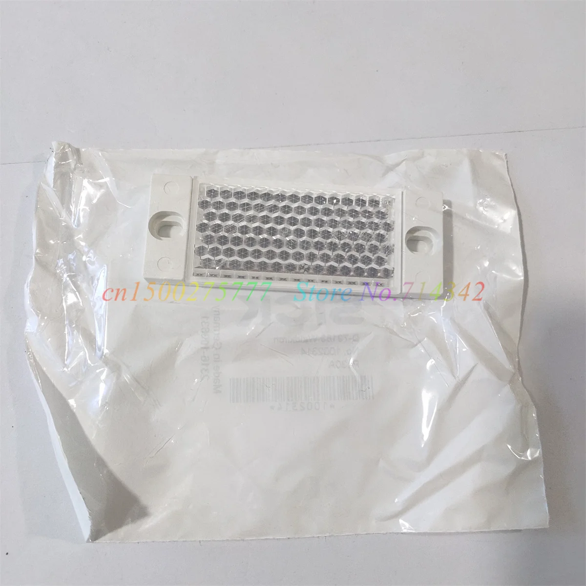 Brand New Original  SICK Reflector PL30A  1002314