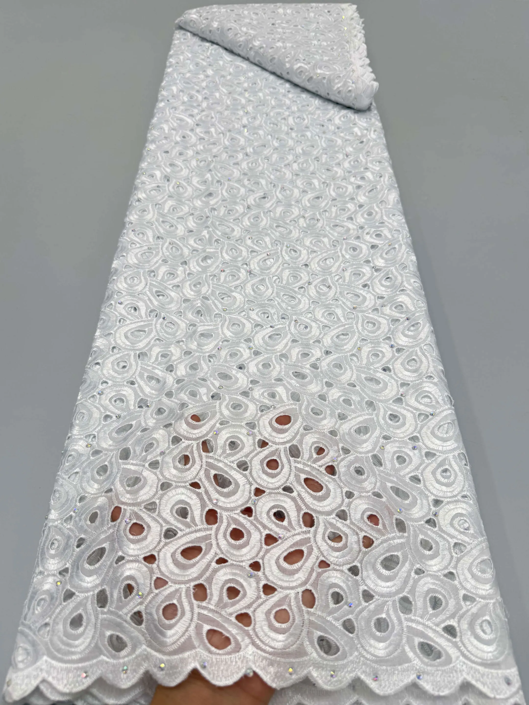 

Modern Multicolor African Inspired Lace Fabric 100% Cotton Swiss Cloth for Fashion Dresses And Garments Best Quality Austria Sty