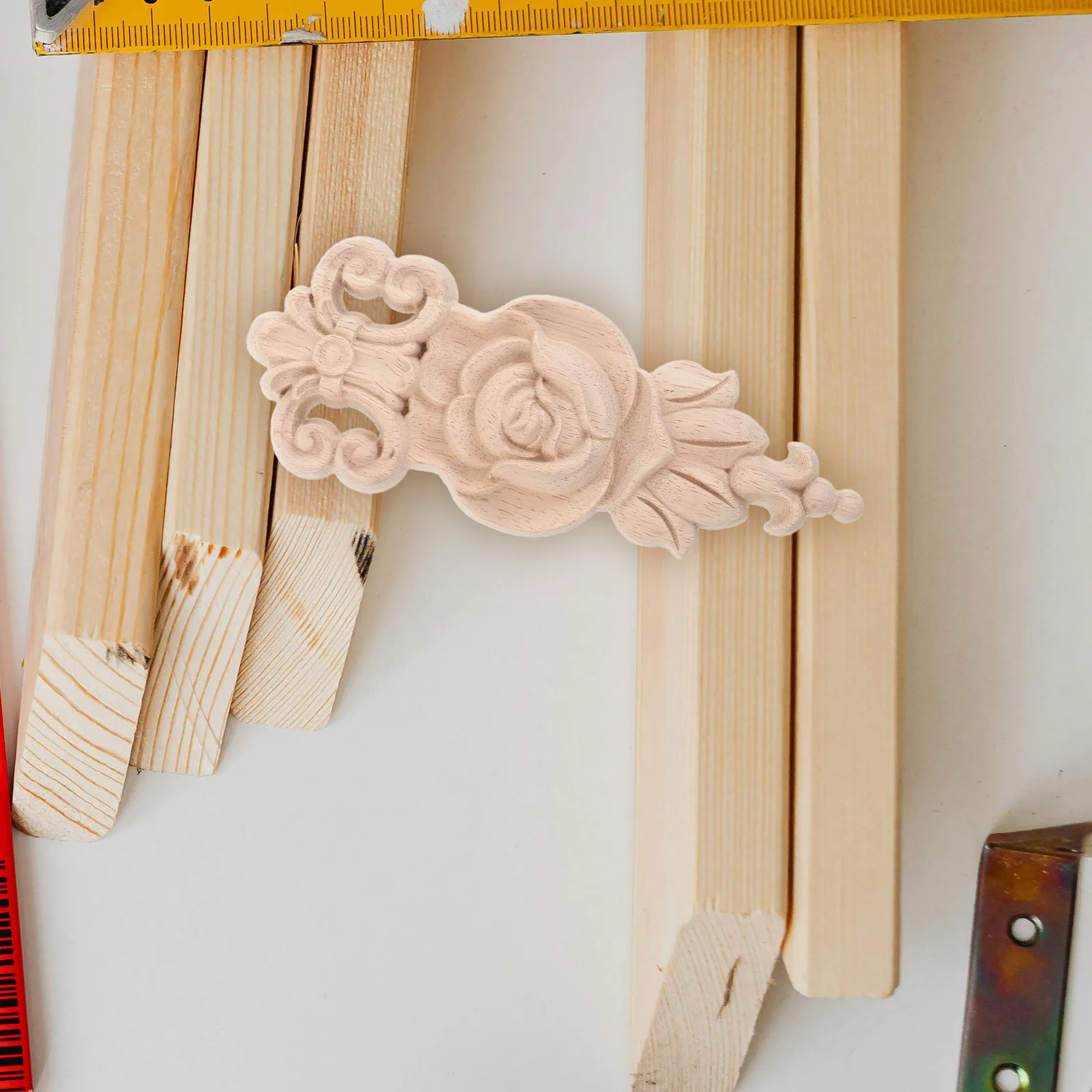 

4pcs Solid Wood Decorative Appliques Corner Moulding Carved Furniture Onlays Cabinet Door Trim Home Interior for Furniture
