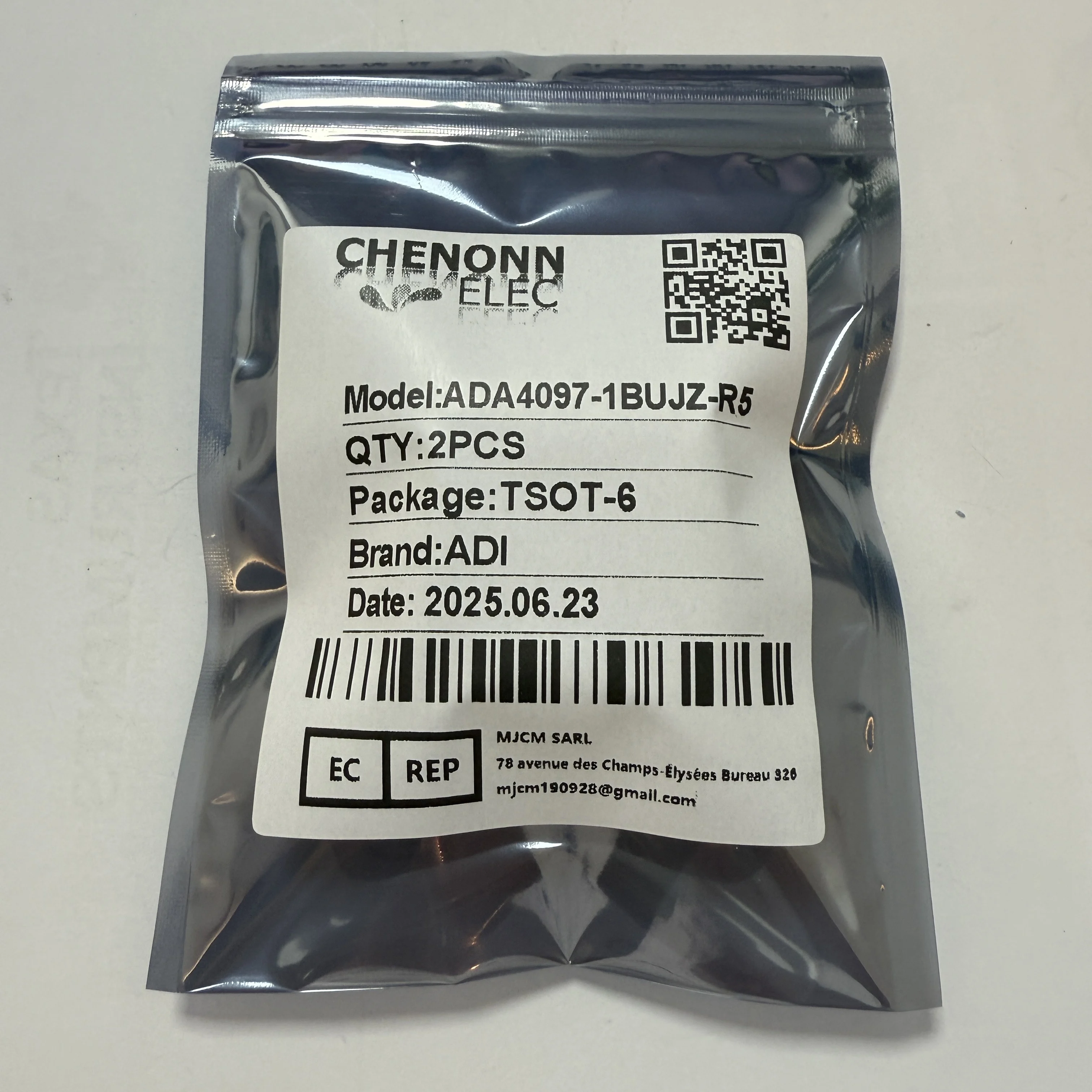 2PCS/LOT ADA4097-1BUJZ-R5 (Operational Amplifier)