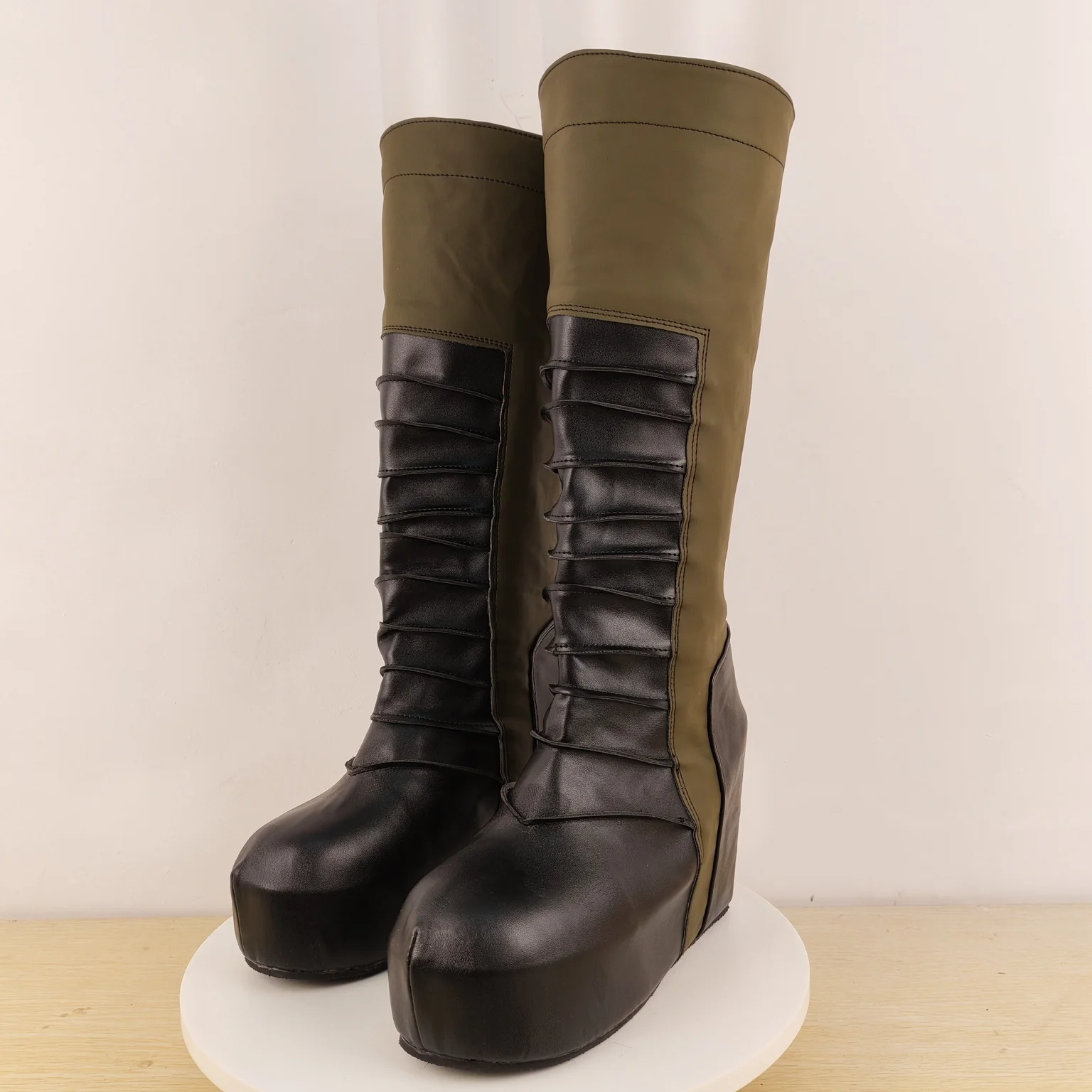 Women's Olive-Black Combat Knee-High Boots Ruched Detail Platform Sole Edgy Bold Style for Autumn/winter Streetwear Outfits