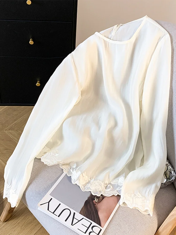 New Chinese Style Women's round Neck Embroidered Shirt White Lace Spring Fashion Inner Wear Loose Fit Long Sleeve Top