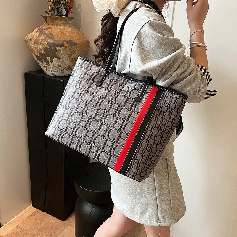 

Luxury Brand Women Shoulder Bag Elegant Leather Crossbody Bag High End Tote Vintage Classic Designer Style