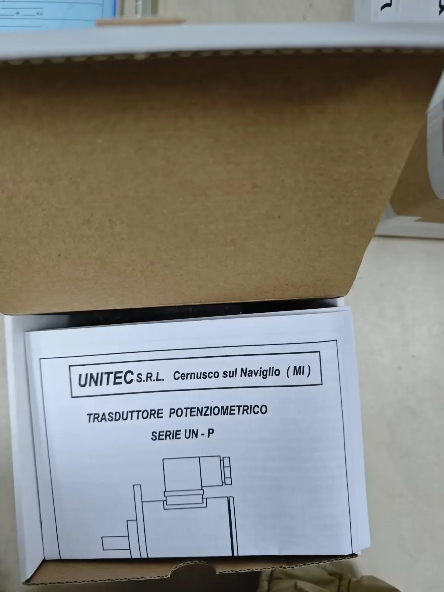 

В НАЛИЧИИ НОВЫЙ новый продукт Поворотный энкодер UN/PRF300 300 Giri+Friz. Потенциометр 5 кОм