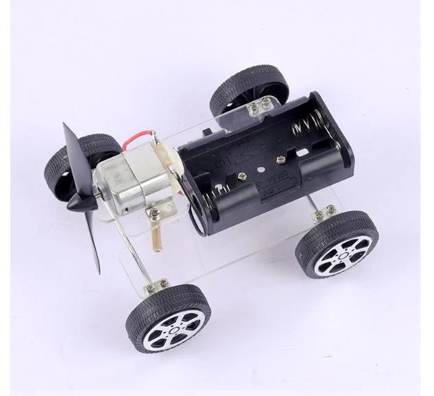 Scienza piccolo motore di produzione Mini Wind Car giocattolo educativo per bambini kit di materiali per Robot fai da te Puzzle per bambini giocattoli elettrici assemblati