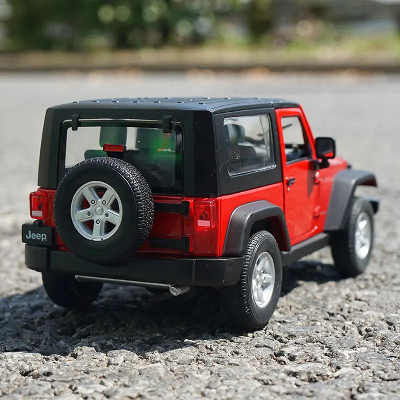 WELLY 1:24 Jeep Wrangler Rubicon 2007 Ô Tô Hợp Kim Diecasts & Đồ Chơi Xe Ô Tô Mô Hình Thu Nhỏ Quy Mô Đồ Chơi Mô Hình Xe Cho trẻ Em