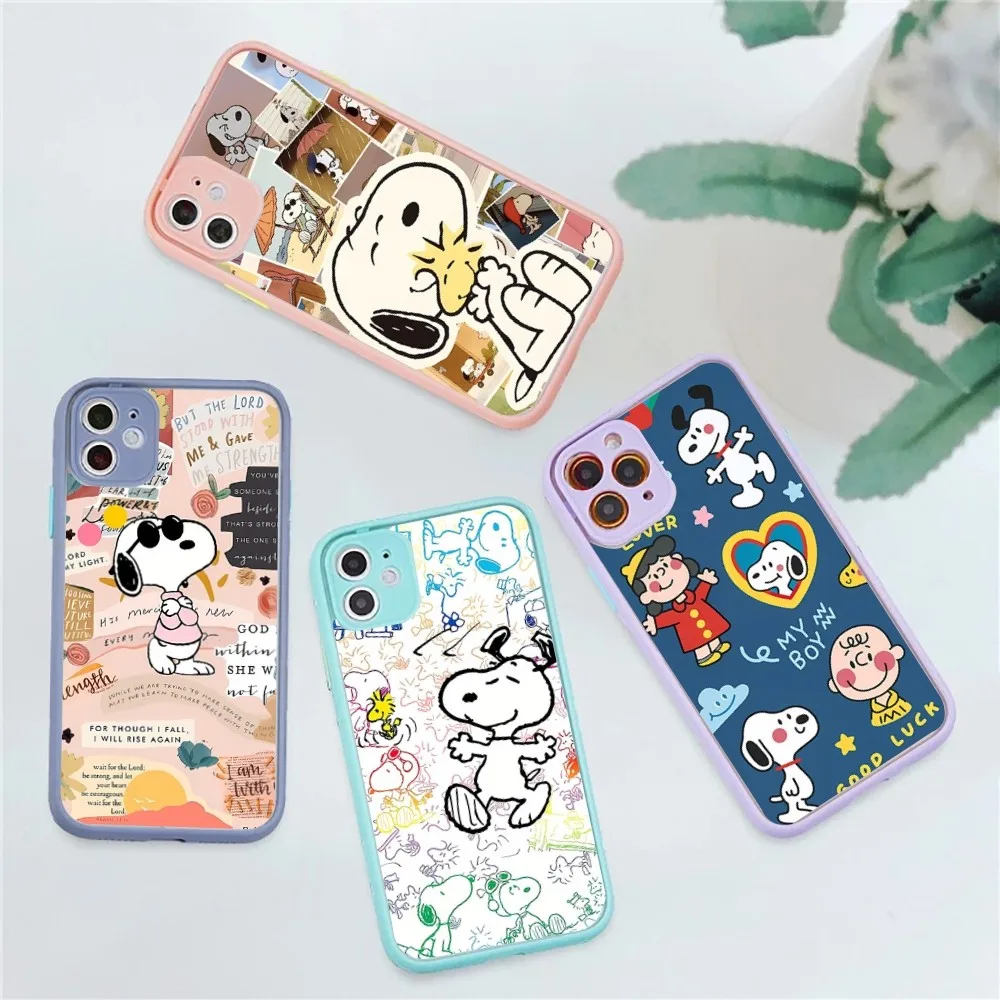 

Cartoon S-Snoopys-Dog Mousepad for iPhone 14 11 12 13 Mini Pro Max 8 7 Plus X XR XS MAX Translucent Matte Cover