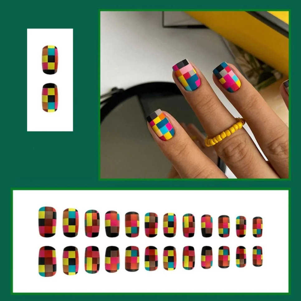 24P Coloured Mosaic Short Square Head False Nails Full Cover Nail Tips Detachable Wearing Fake Nails Art Press on Nails Manicure