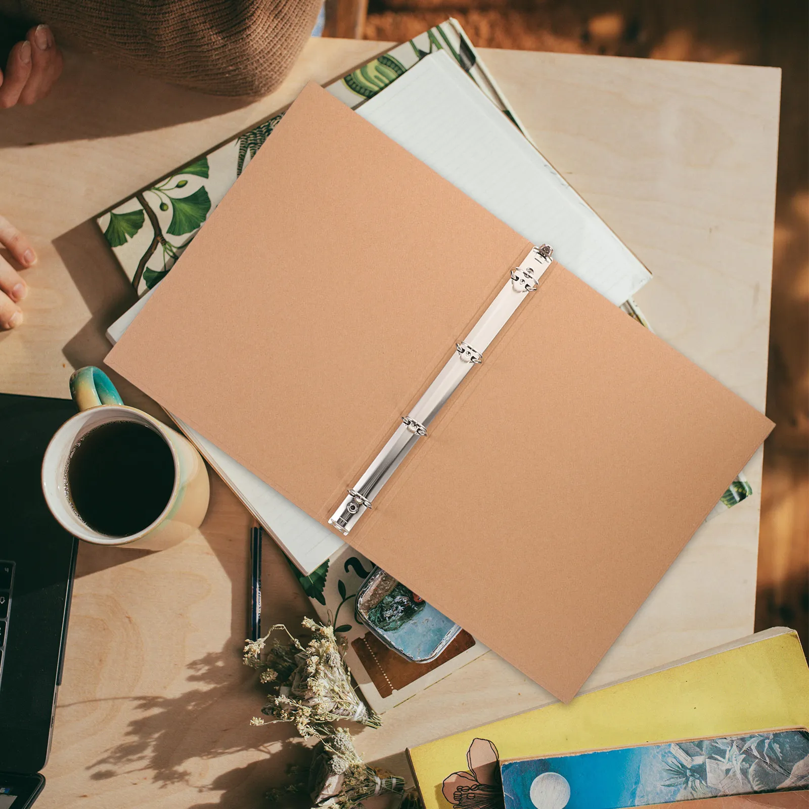 

A4 4 Ring Binder Cover Kraft Paper Notebook Shell Reusable Binder Notebook Cover for Handbook Notepad Scrapbook Planner
