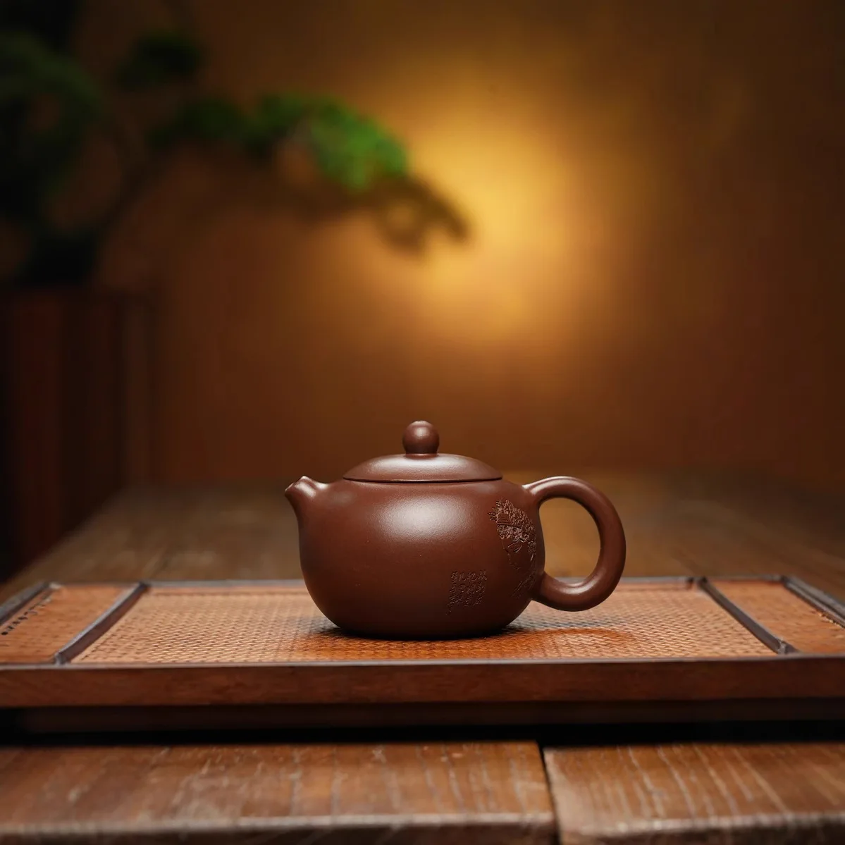 Yixing handmade purple clay teapot, original ore, colorful section, ball hole, creative pine cone Kung Fu tea set, teapot 220cc