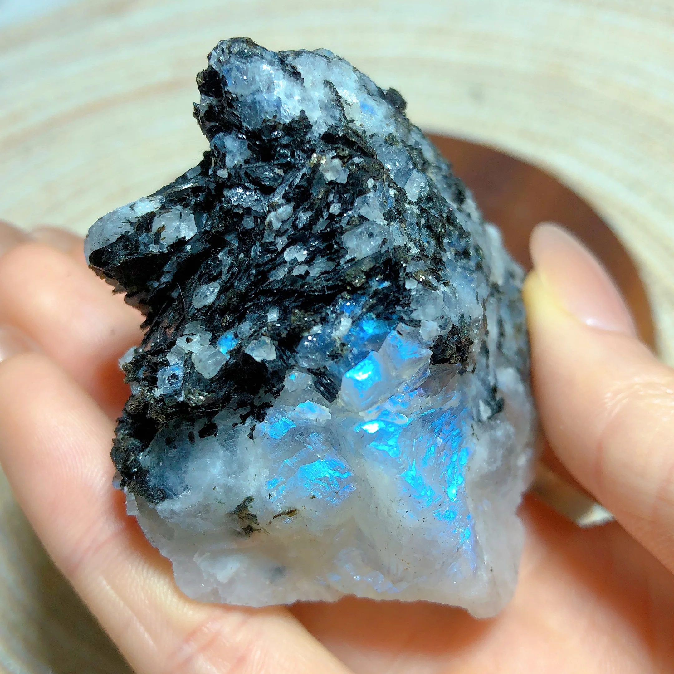 Natural Crystal White Moonstone Raw Stone Mineral Energy Healing Specimen Home Decorations Gift