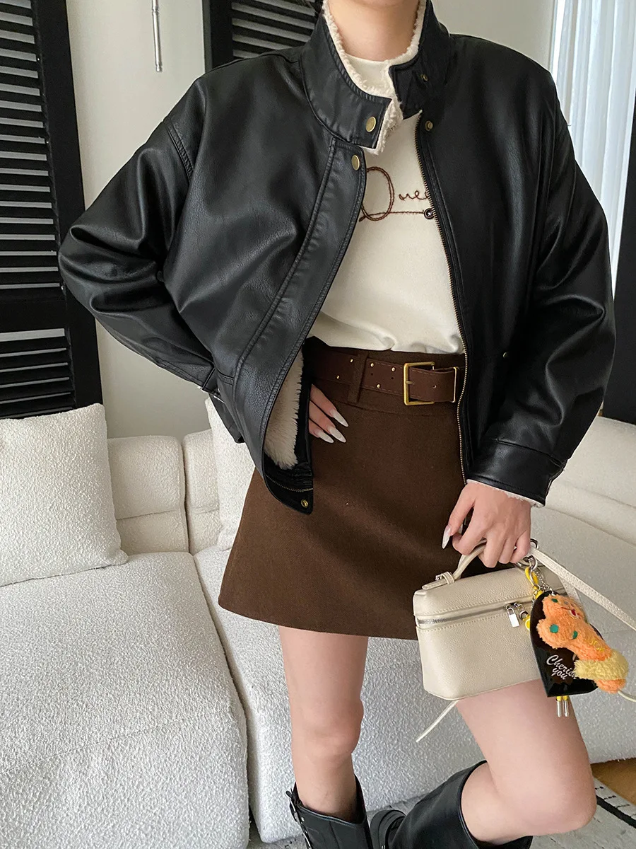 

Women's American motorcycle style stand up collar casual jacket with plush thick leather jacket