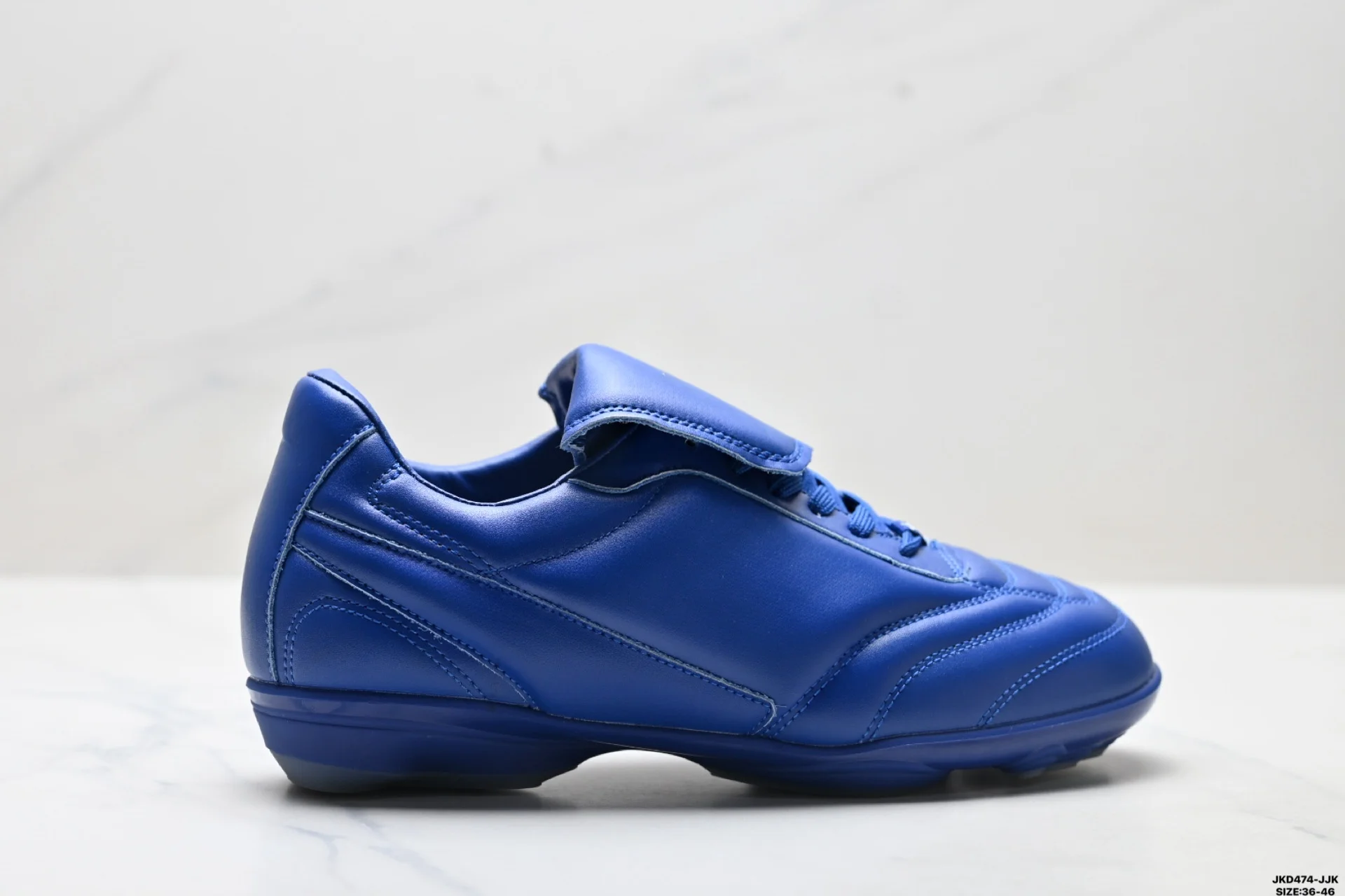 Matte Leather Upper Unisex Low‑Top Board Shoes Dirt‑Resistant Easy‑Care Casual Sneakers Dual‑Use Footwear For Office Workers And Students Trendy Anti‑Slip Walking Shoes For Men Women Daily Street