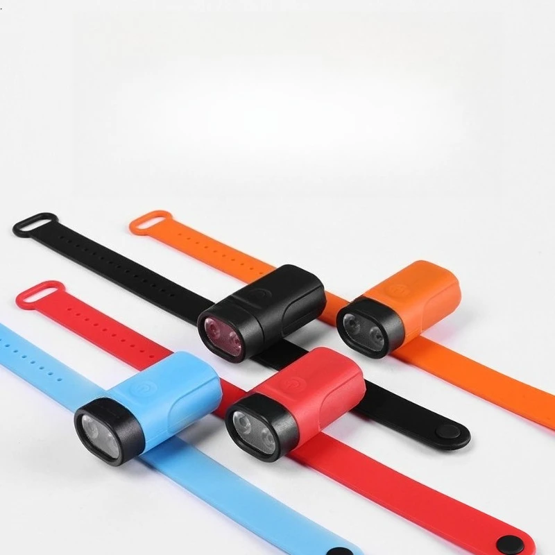 Learning 2-in-1 Rotating 360 Degree Flashlight Wrist Charging Light Holder USB Charging