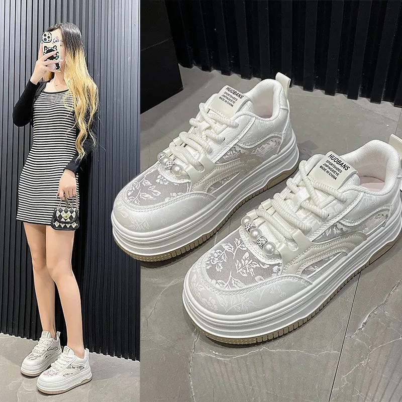

Thick-soled Chinese-style Hollow Mesh White Sneakers for Women 2025 breathable lace versatile casual soft sole sneakers