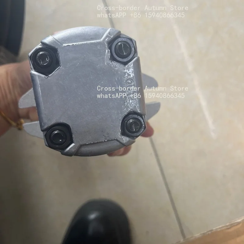 For HYDROMAX gear oil pump hydraulic pump head HGP-1A-F1234568R Two holes in opposite directions