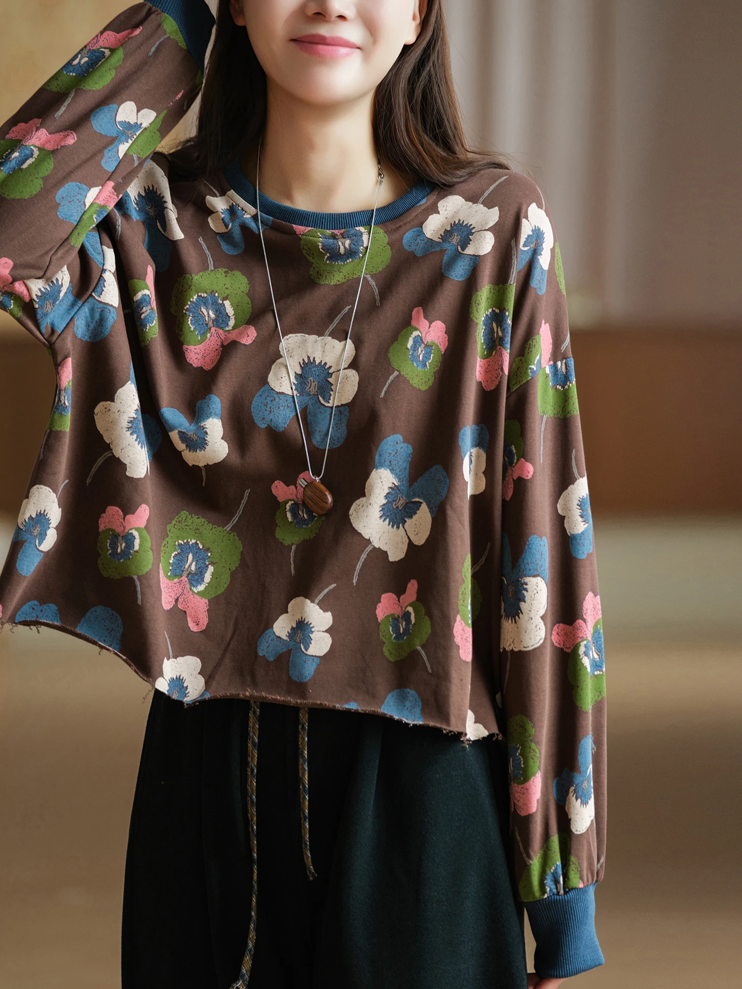 Handmade Floral Sweatshirt Skin-friendly Old Cotton Circle Stitching Bottom Ladies Casual Style Short Length Plant Pattern