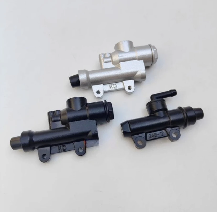 

Задний тормозной насос мотоцикла для Benelli TNT600 BN600 BJ600 Главный тормозной насос