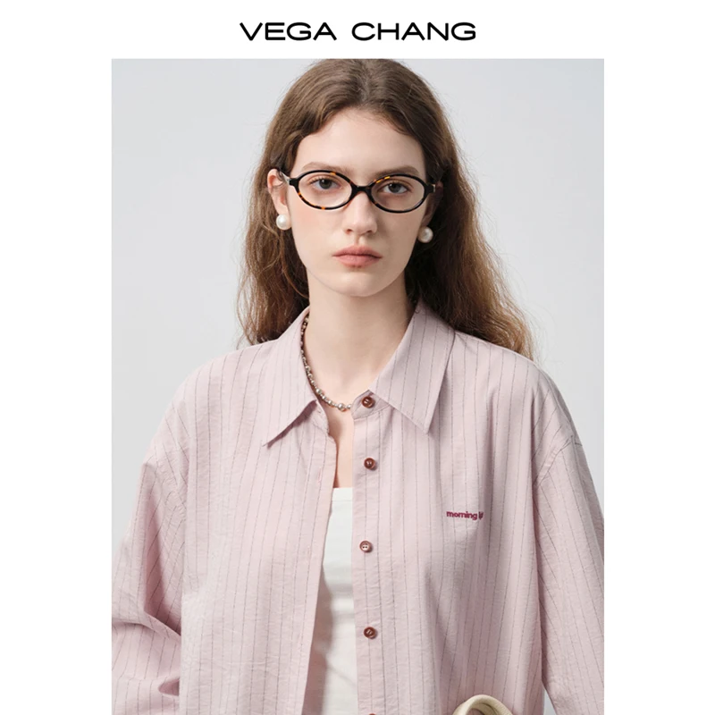 Camisa Vega Chang de manga comprida para mulheres, novo estilo outono e inverno, lapela, listras finas, camisa casual, solta e versátil