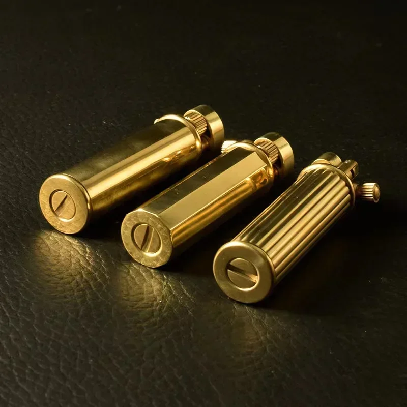 Unusual Brass Kerosene Lighter Cylindrical Shaped Side Pulley Ignition Large Capacity Fuel Tank Retro Lighters Smoking Gadgets