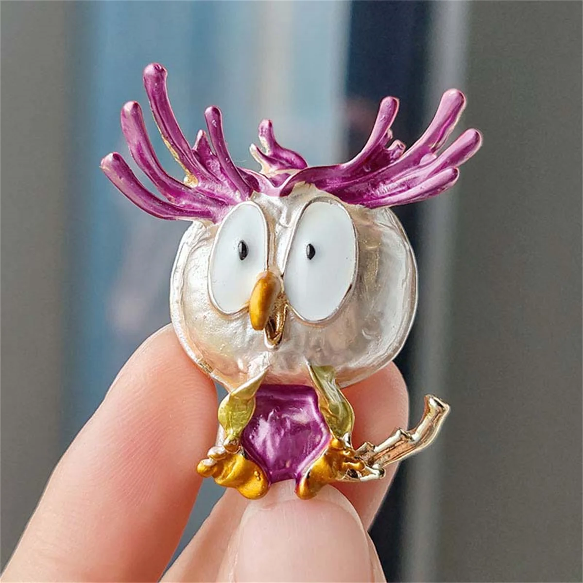 Rinhoo Lovely Owl Enamel Brooches Pins For Women Funny Big Eyes Flying Birds Collar Lapel Badge Cartoon Animal Corsage Jewelry