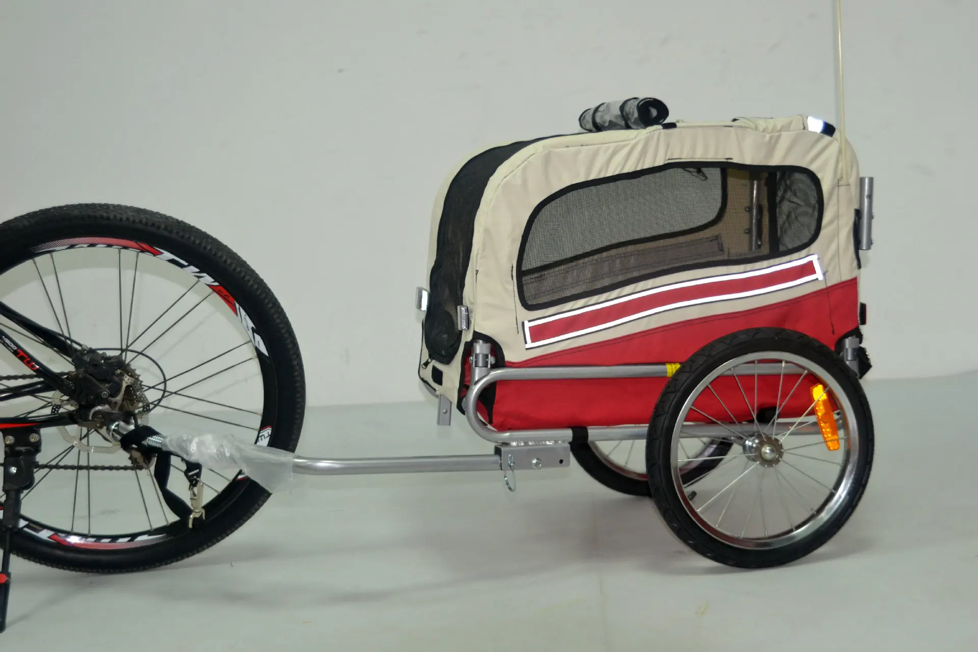 carrinho pet Outdoor Portable Pet Bike Trailer Foldable Lightweight Dog Cat Travel Trailer Safe Pet Stroller Trailer for Camping
