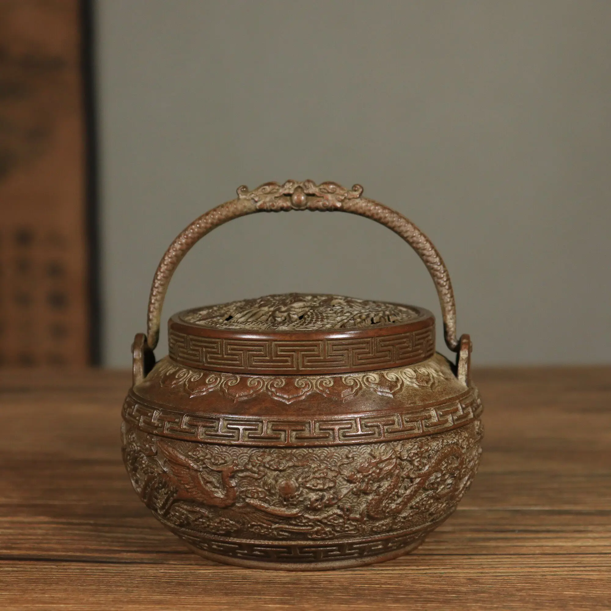 

Vintage Chinese Hand Furnace Pure Copper Dragon Phoenix Portable Incense Burner Home Living Room Decor Housewarming Gift