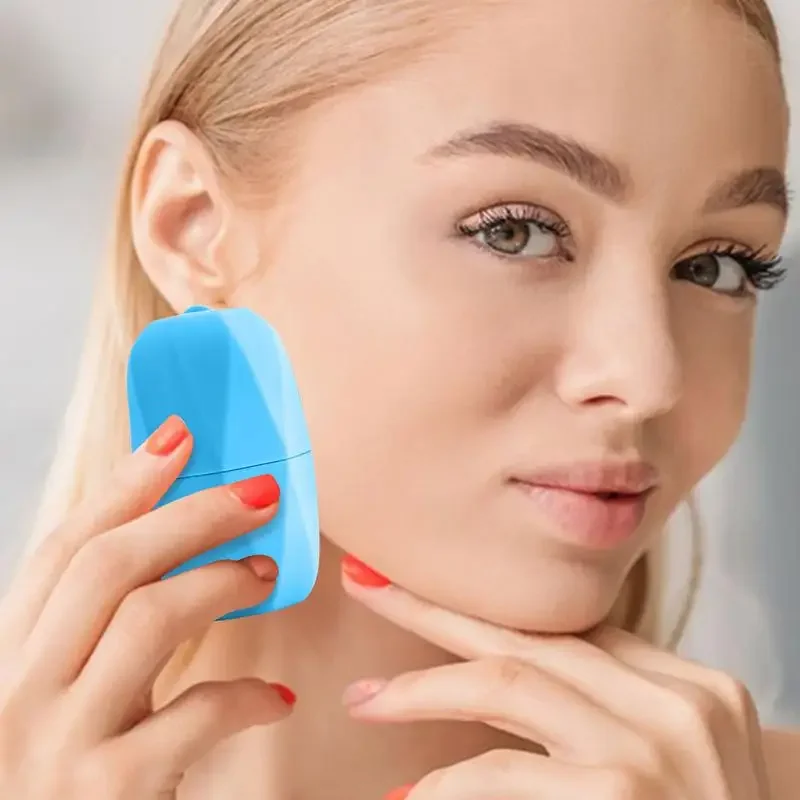Face Ice Mold Skin Care ผู้ถือน้ําแข็งความงามบนใบหน้า Ice Roller Natural Skin Toning Ice Facial Roller สําหรับ Skin Care เครื่องมือ Ice Facial