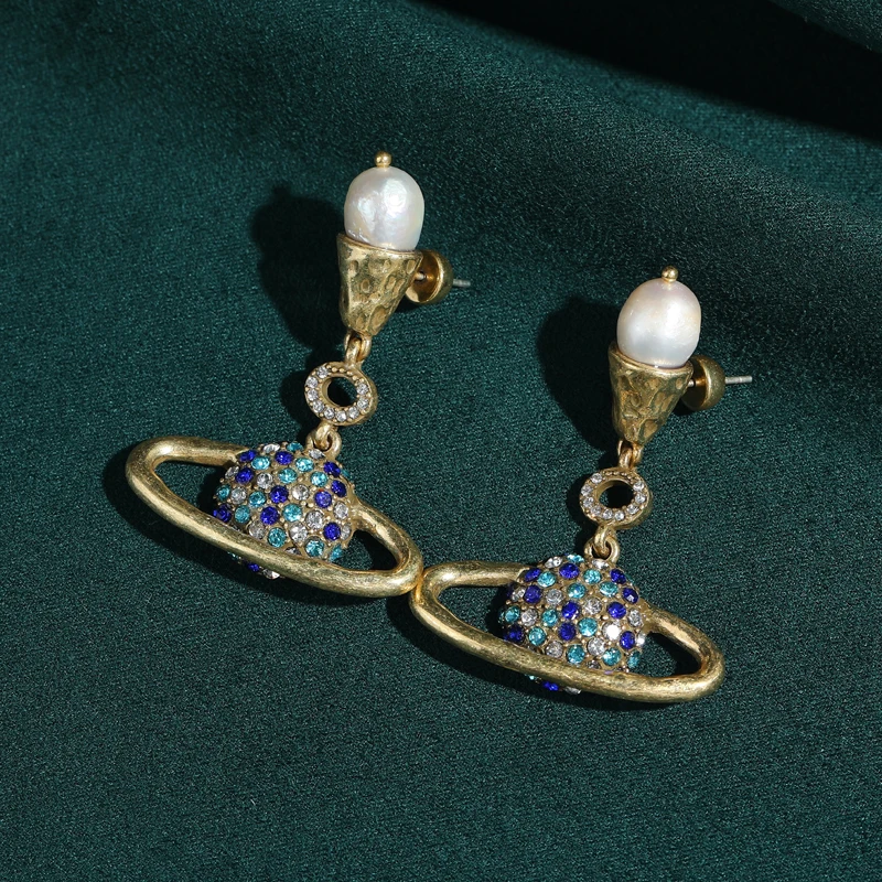 

Vintage Rhinestone Earring Luxury Drop Saturn Jewelry Planet Element Designer Gold Color Accessories Girl 2026 New Birthday Gift