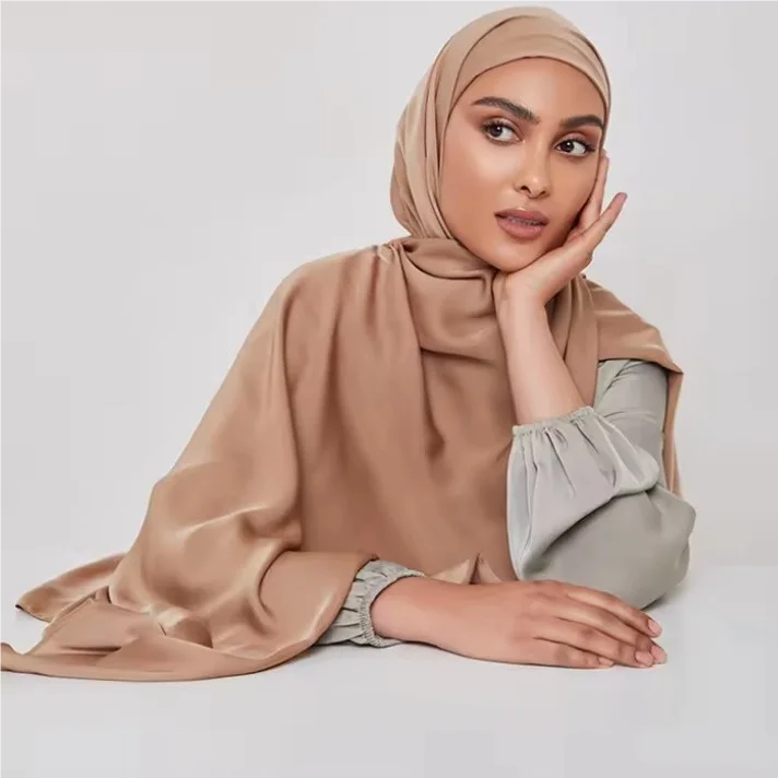 Muslimische Satin Seide Hijab Schal Abayas Große Größe Lange Schals Solide Kopftuch Wraps Islamischen Turban Stirnband Luxus Bandana Bufandas